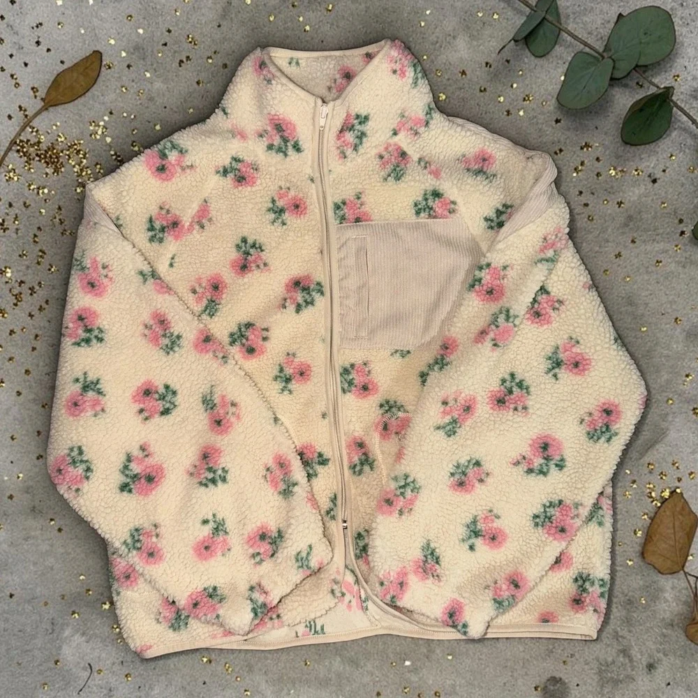New In - Floral Sherpa Fleece Jacket - Size Medium